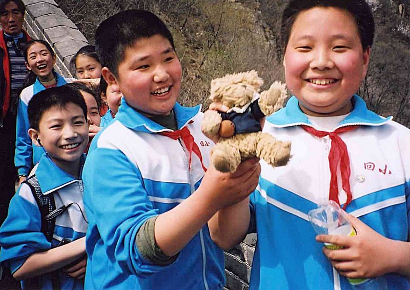 4 - Kiwi and Friends on the great wall.jpg